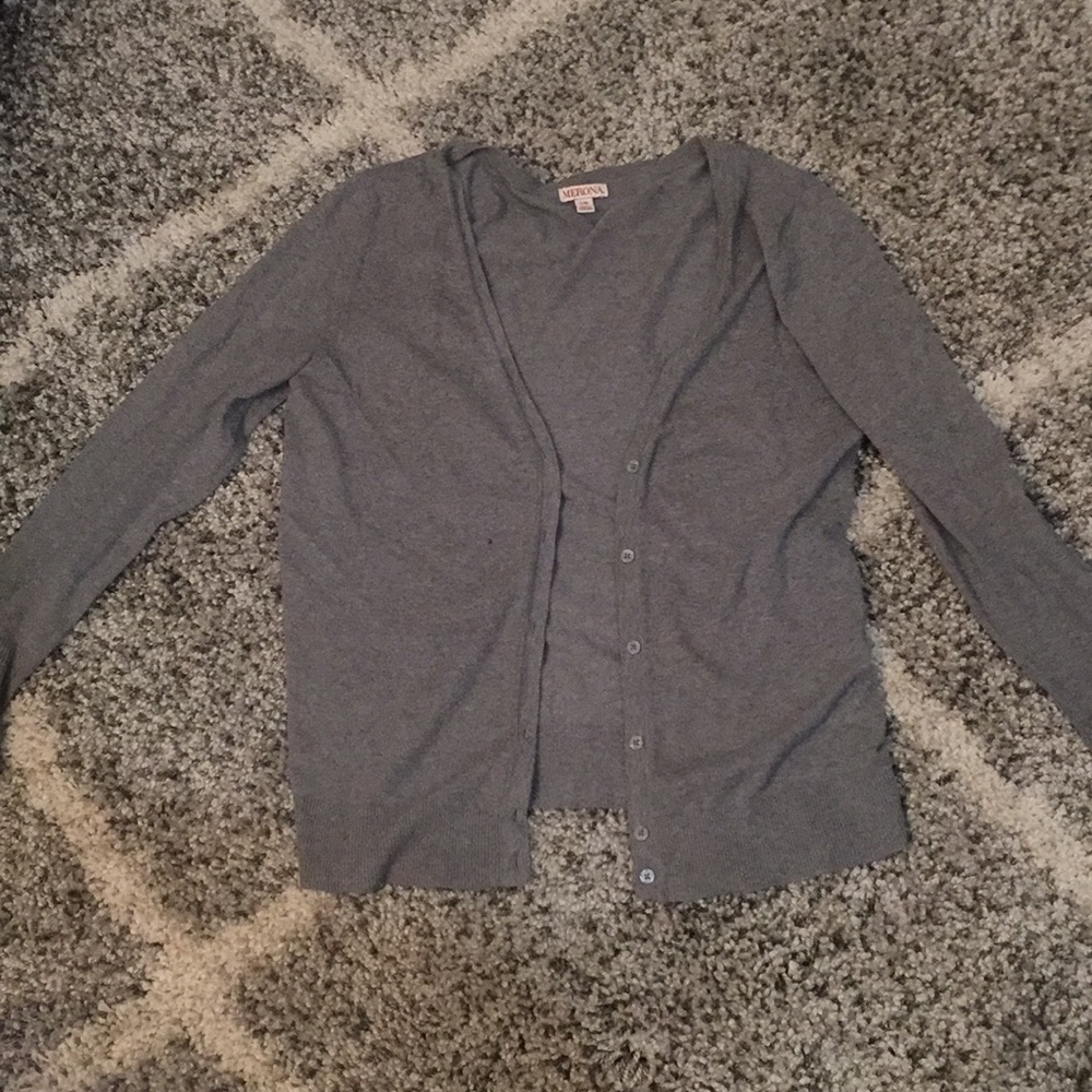 Grey sweater